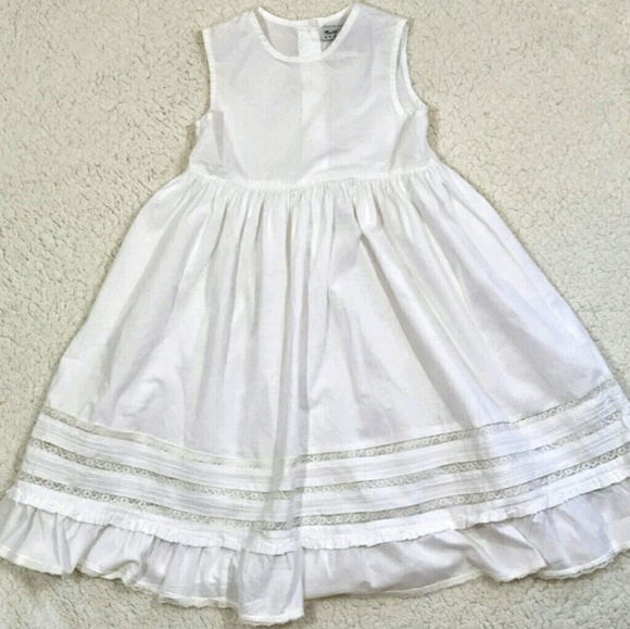 Vintage little girls white dress Agree, Vintage little girls white dress